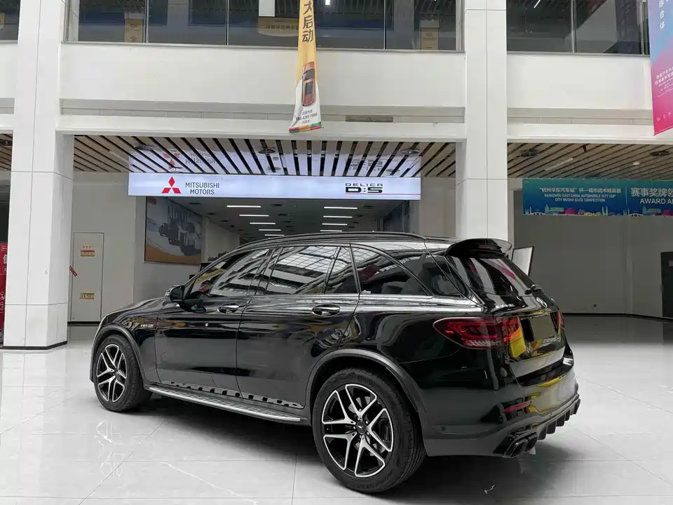 Mercedes-Benz GLC AMG