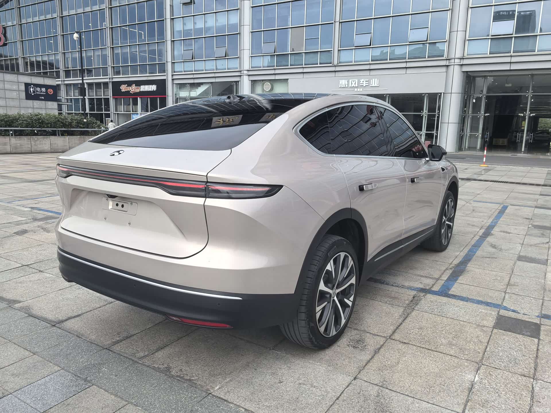 NIO EC7, 2023 7