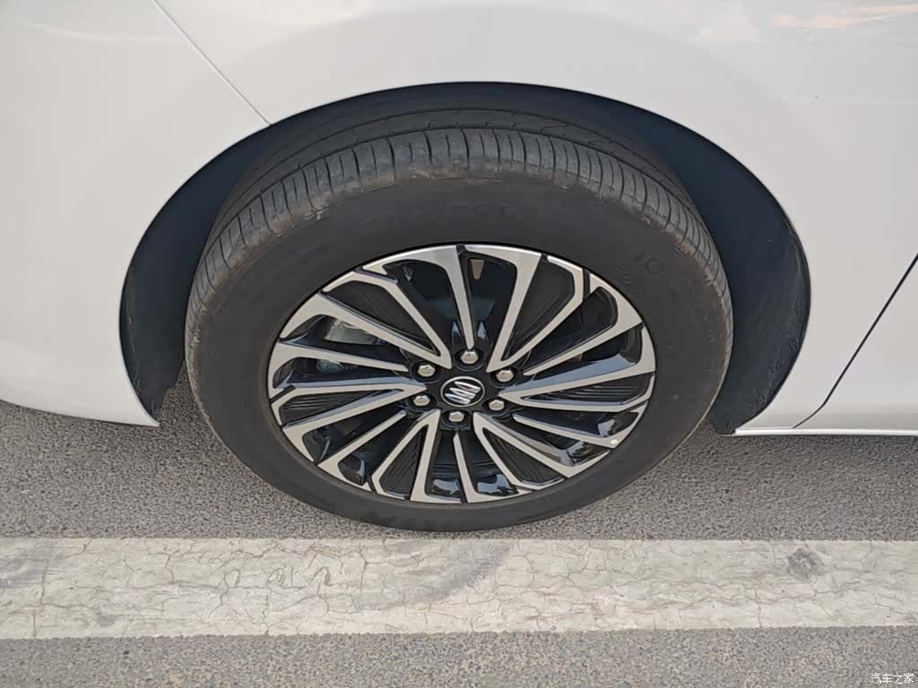 Buick GL8, 2025 25