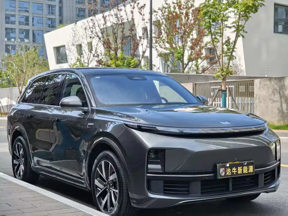 Li Auto Ideal L8