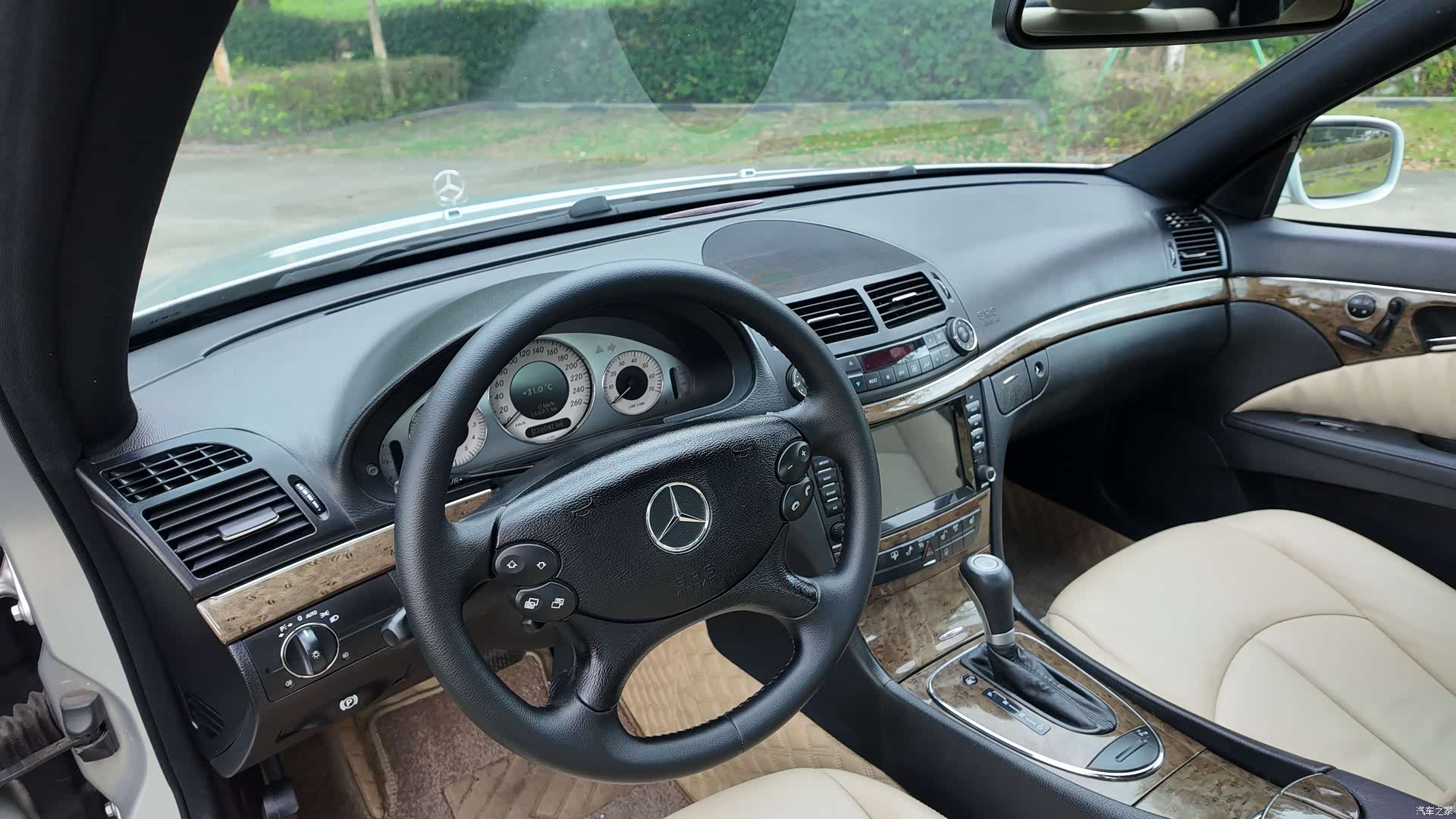 Mercedes-Benz E-Class, 2008 37