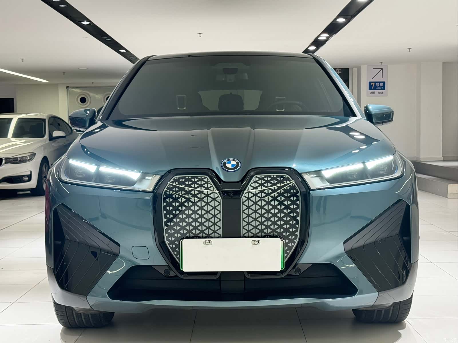 BMW iX, 2024 2