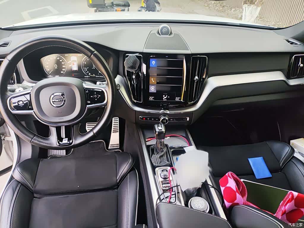 Volvo XC60, 2019 13