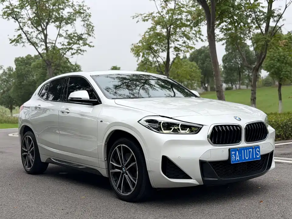 BMW X2
