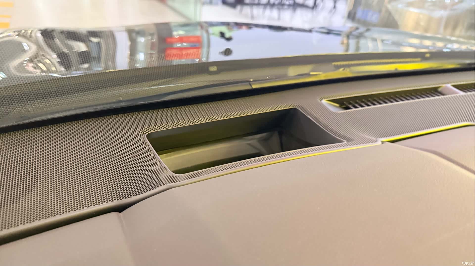 Toyota Avalon, 2023 все фото