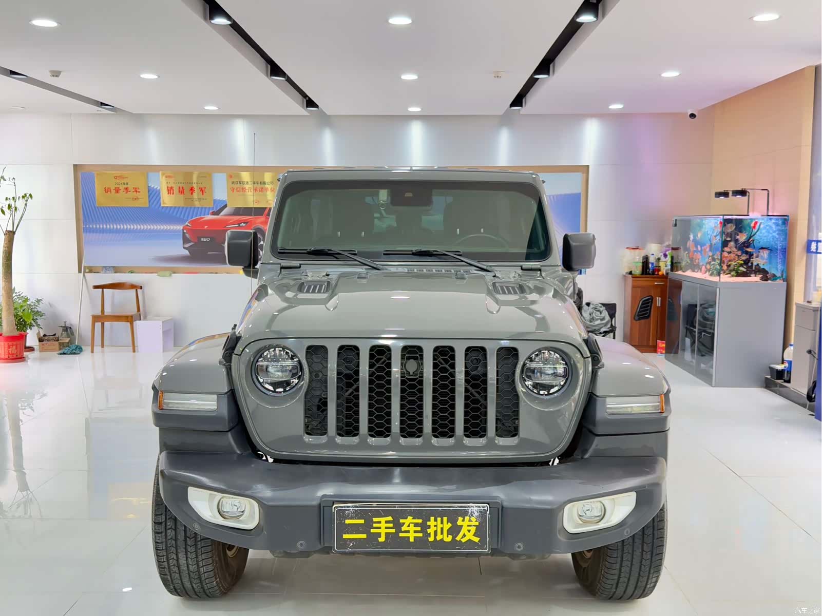 Jeep Wrangler, 2022 2