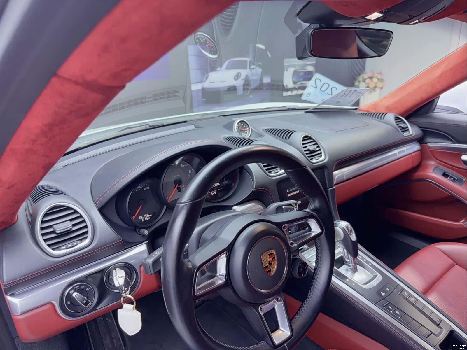 Porsche Cayman, 2018 8
