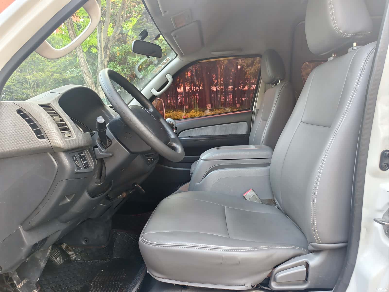 HuaChenLeiNuo HiAce, 2015 3