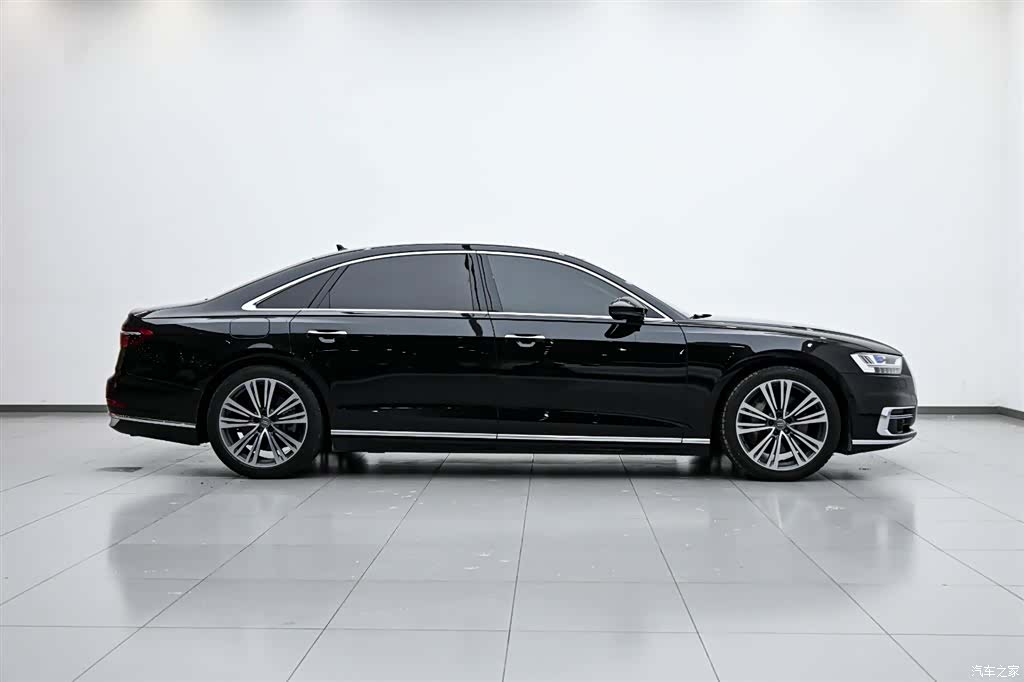 Audi A8L, 2020 6