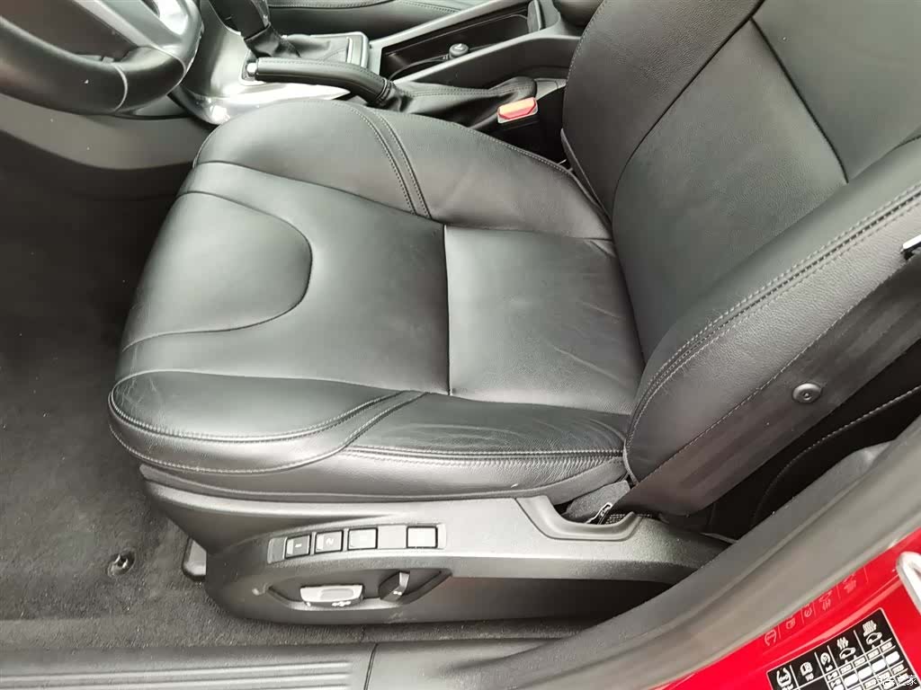 Volvo V40, 2015 20