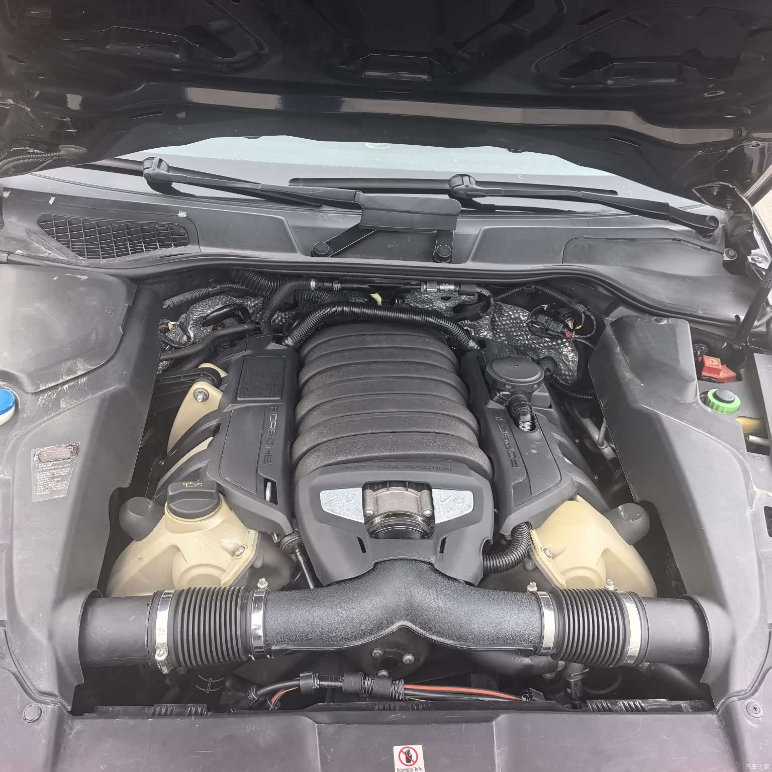 Porsche Cayenne, 2011 13