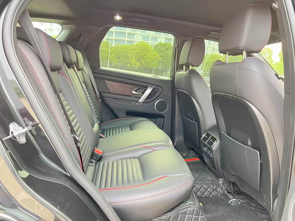 Land Rover Discover sports