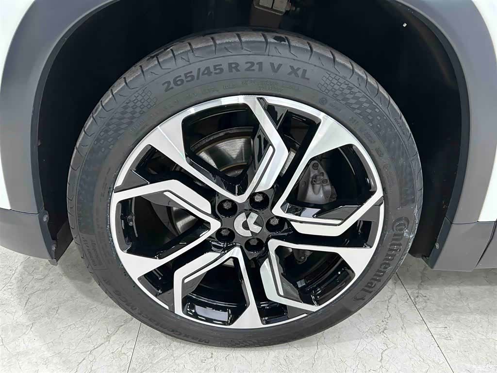 NIO ES8, 2019 21