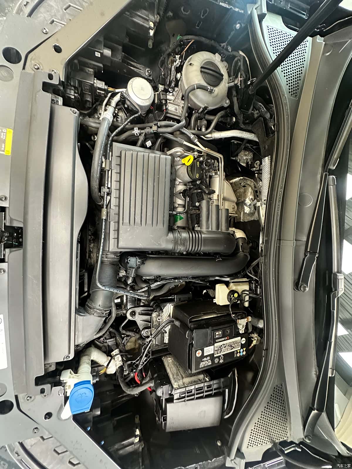 Volkswagen Tiguan L, 2023 22