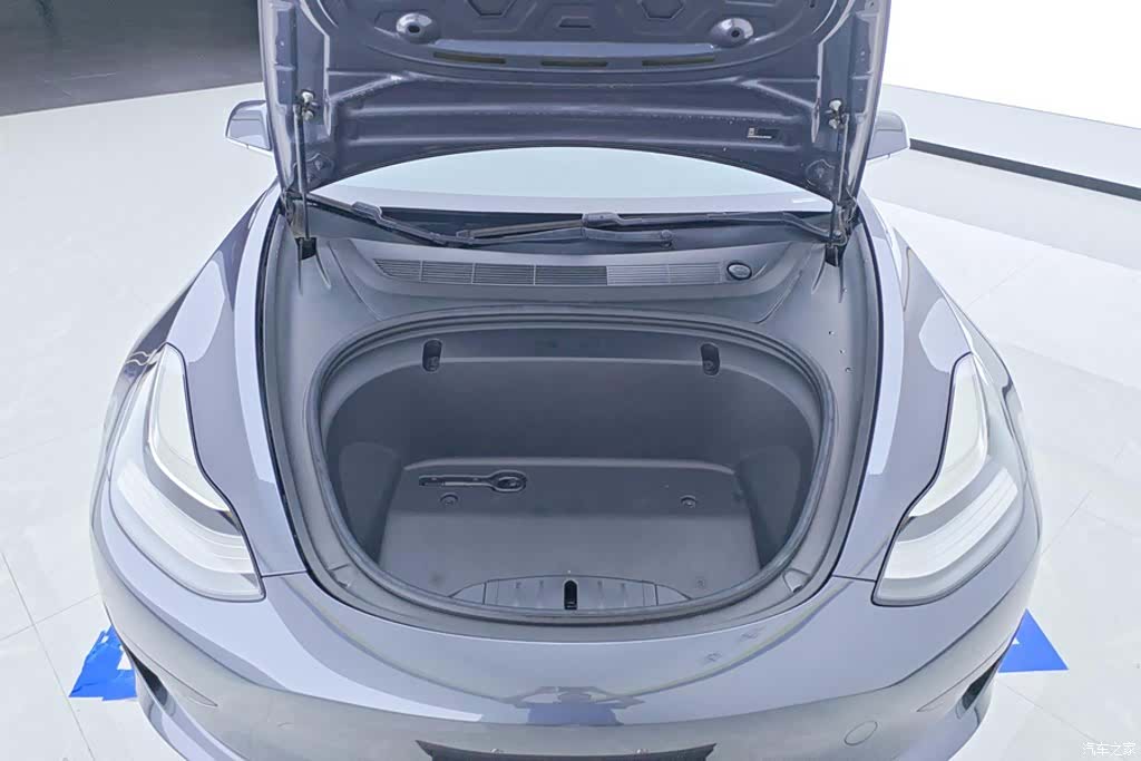 Tesla Model 3, 2020 10
