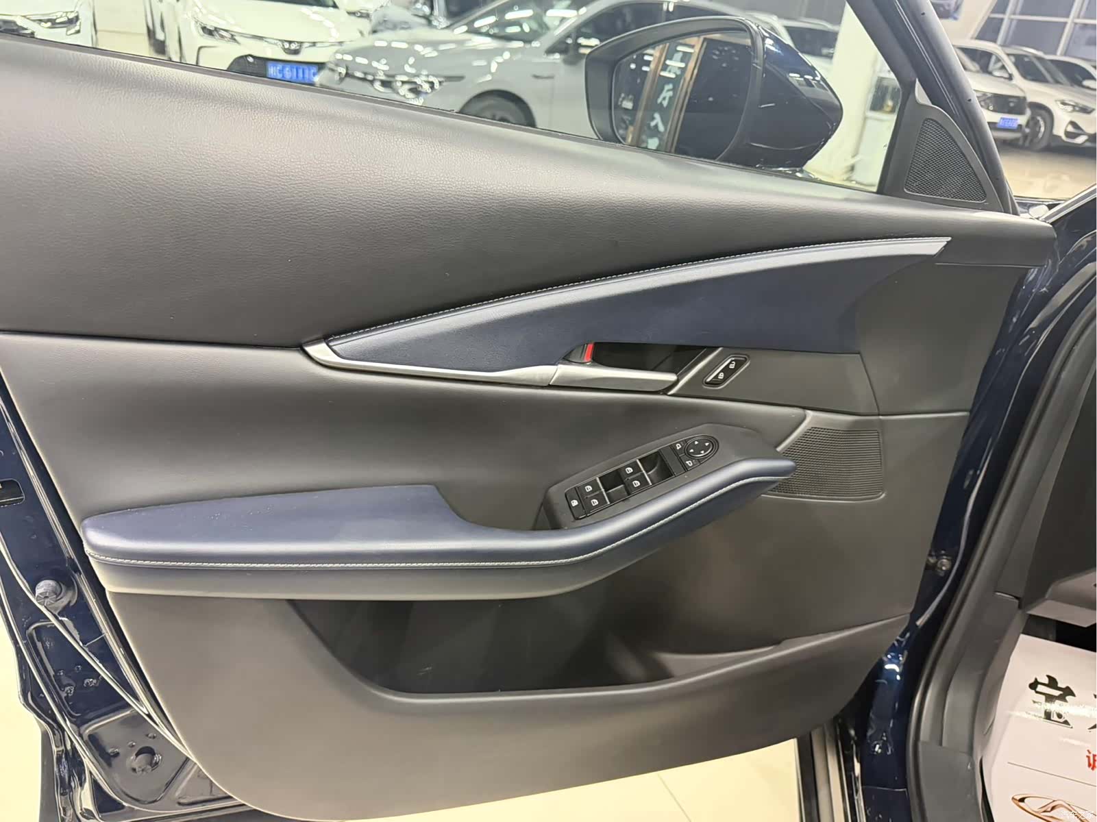 Mazda CX-30, 2022 9