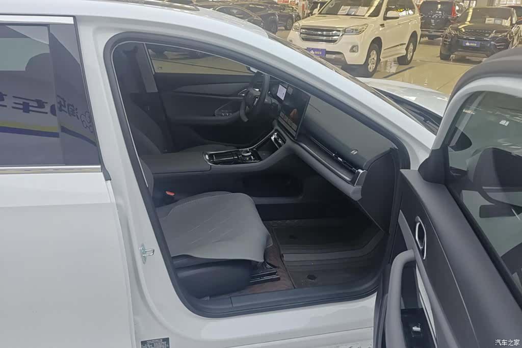 Geely A7, 2025 8