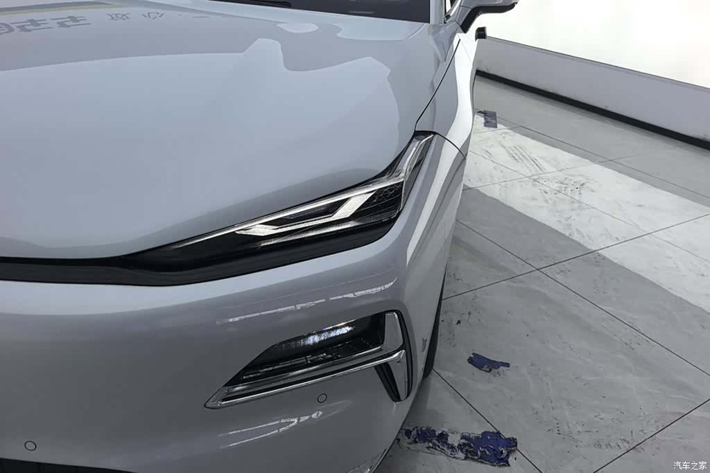 Geely 8, 2026 все фото