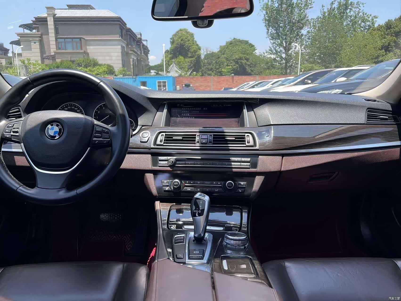 BMW 5 Series, 2016 11