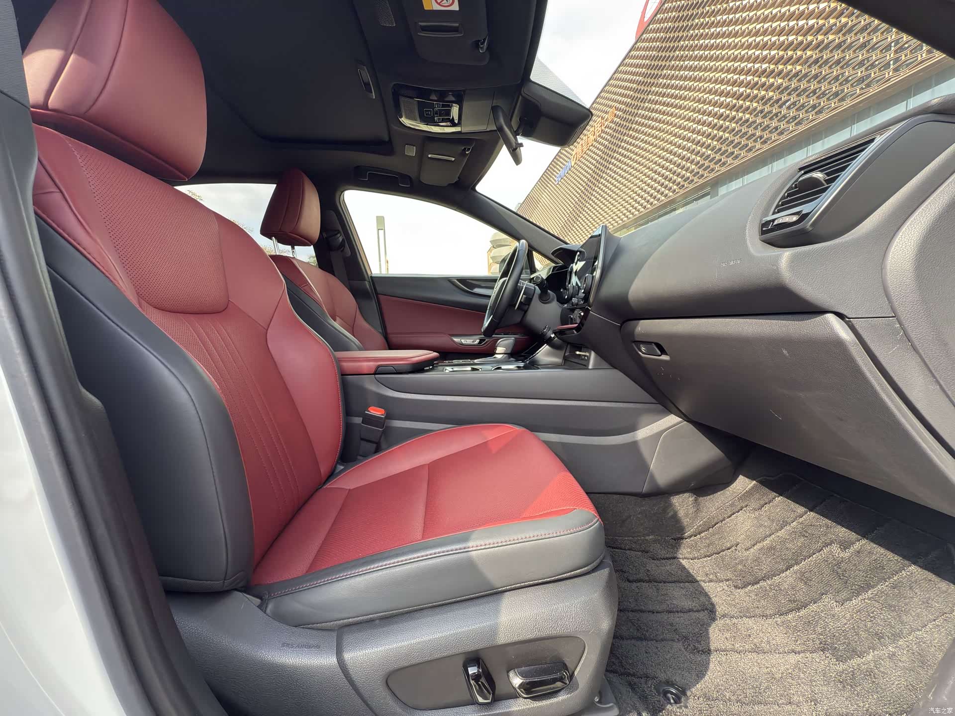 Lexus NX, 2022 8