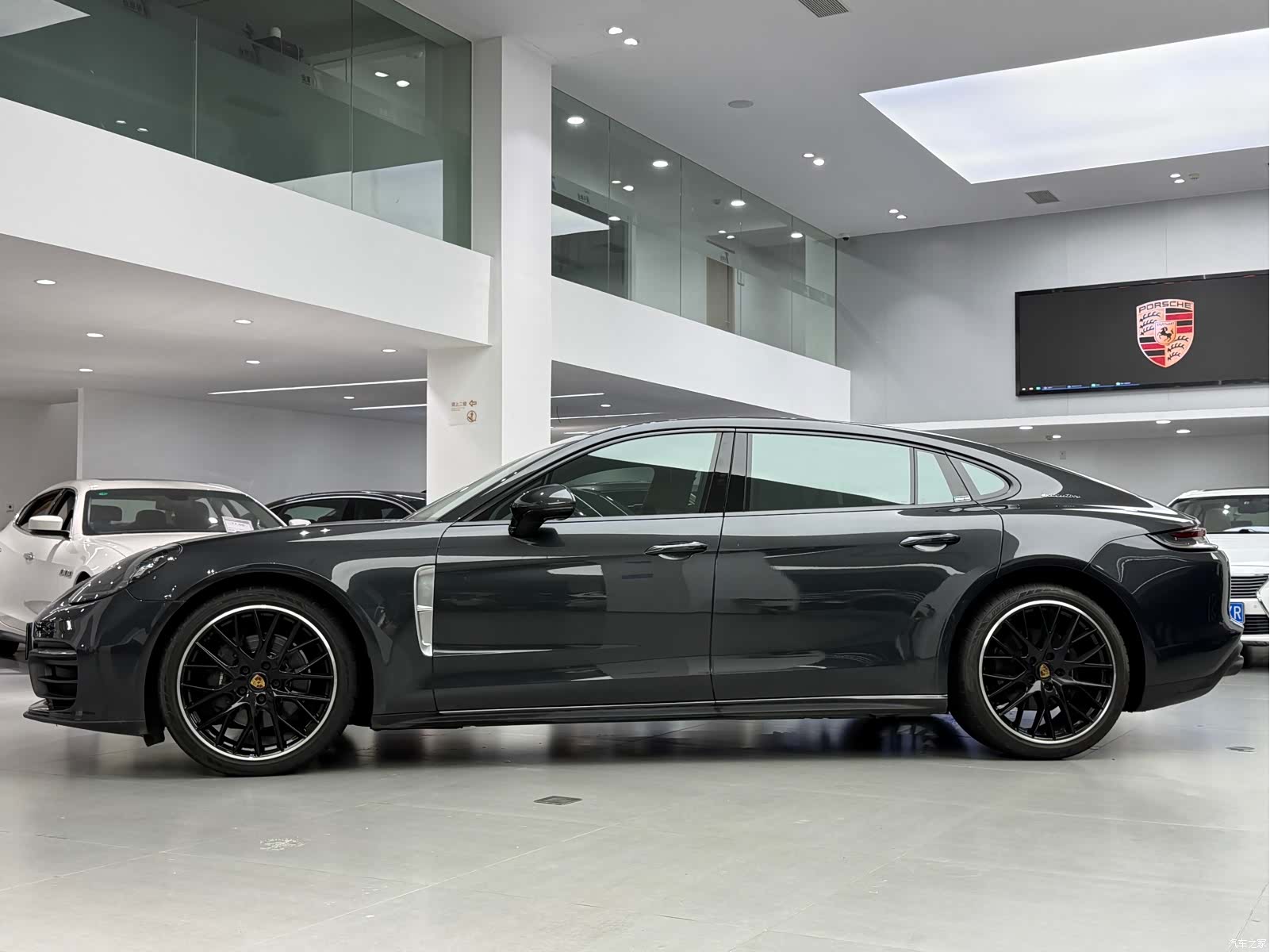 Porsche Panamera, 2021 9