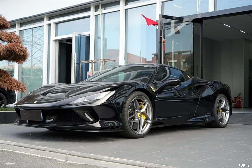 Ferrari F8