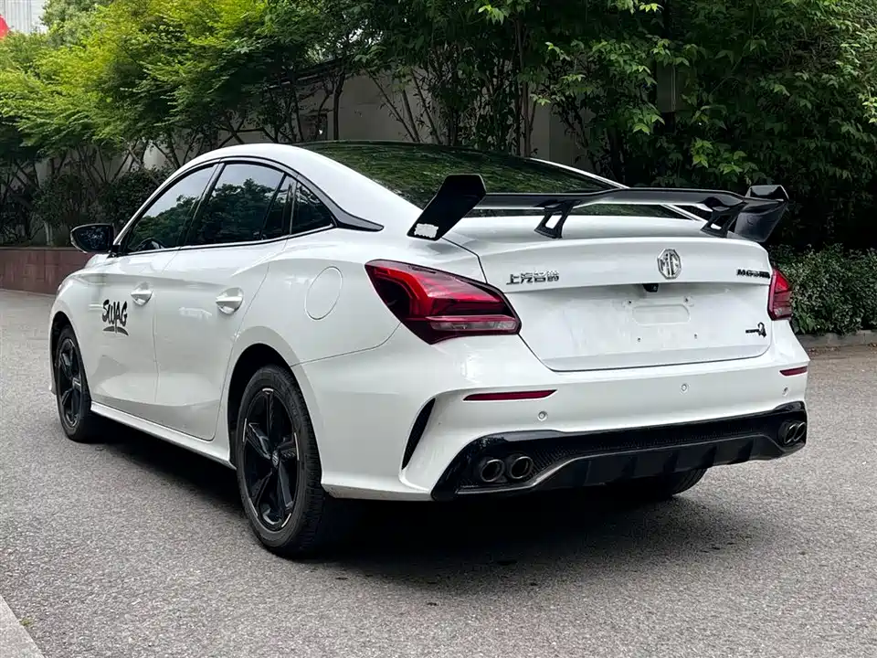 MG MG5 Scorpio