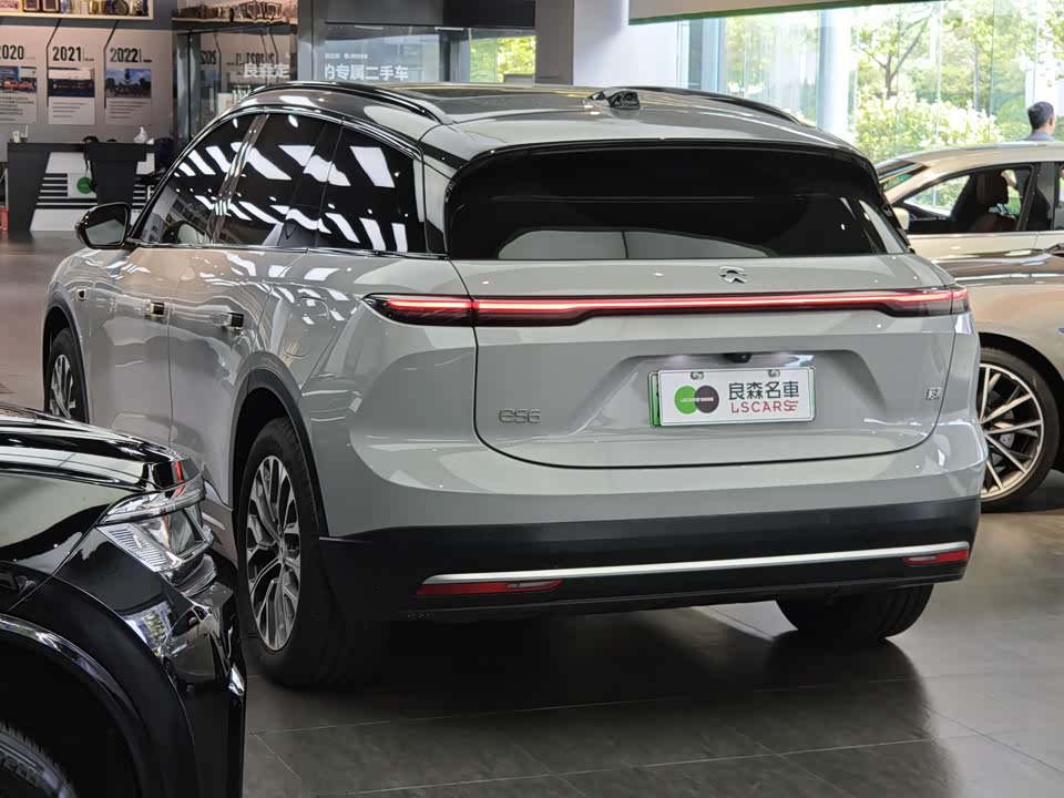 NIO ES6