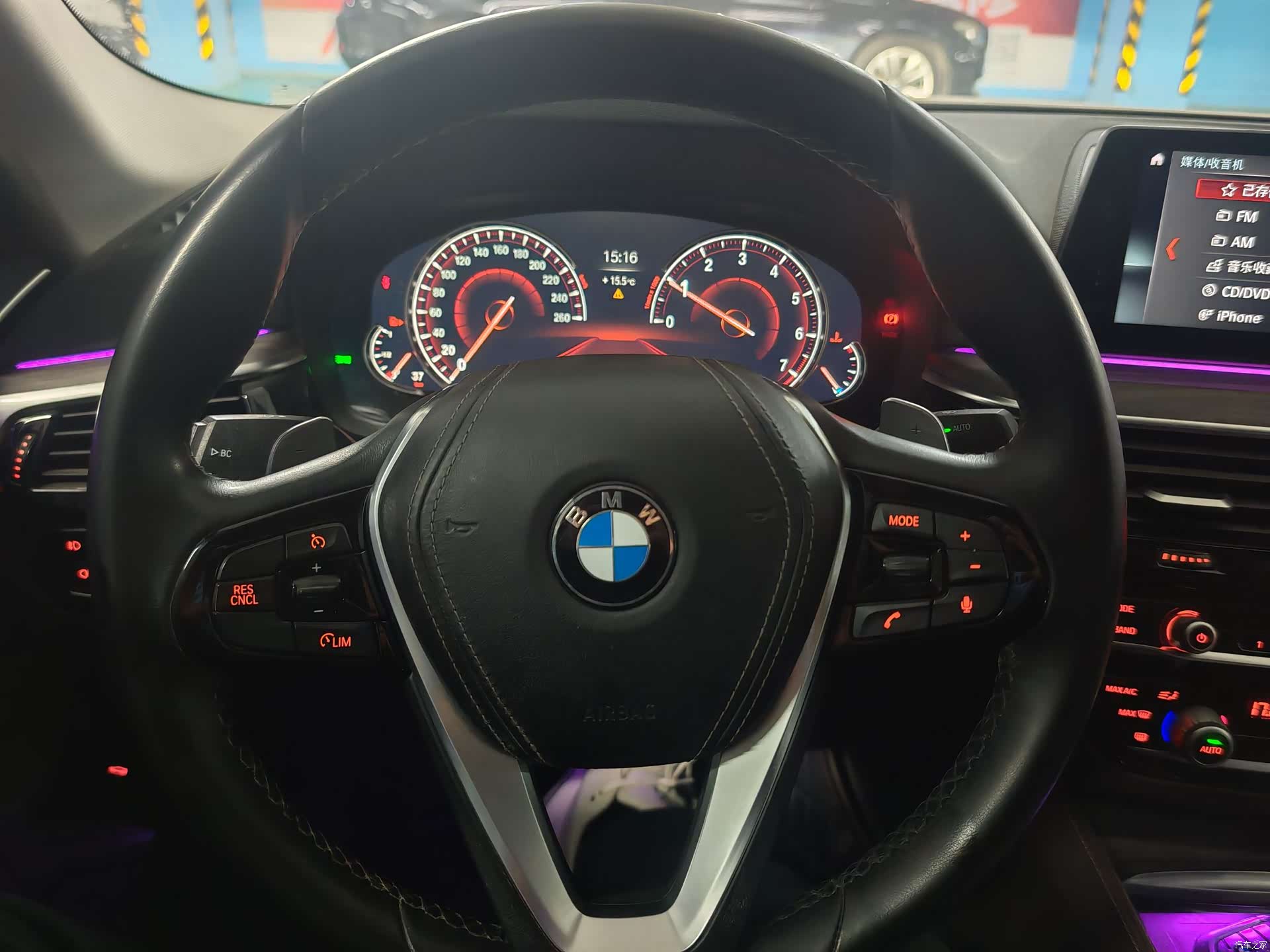 BMW 5 Series, 2018 все фото