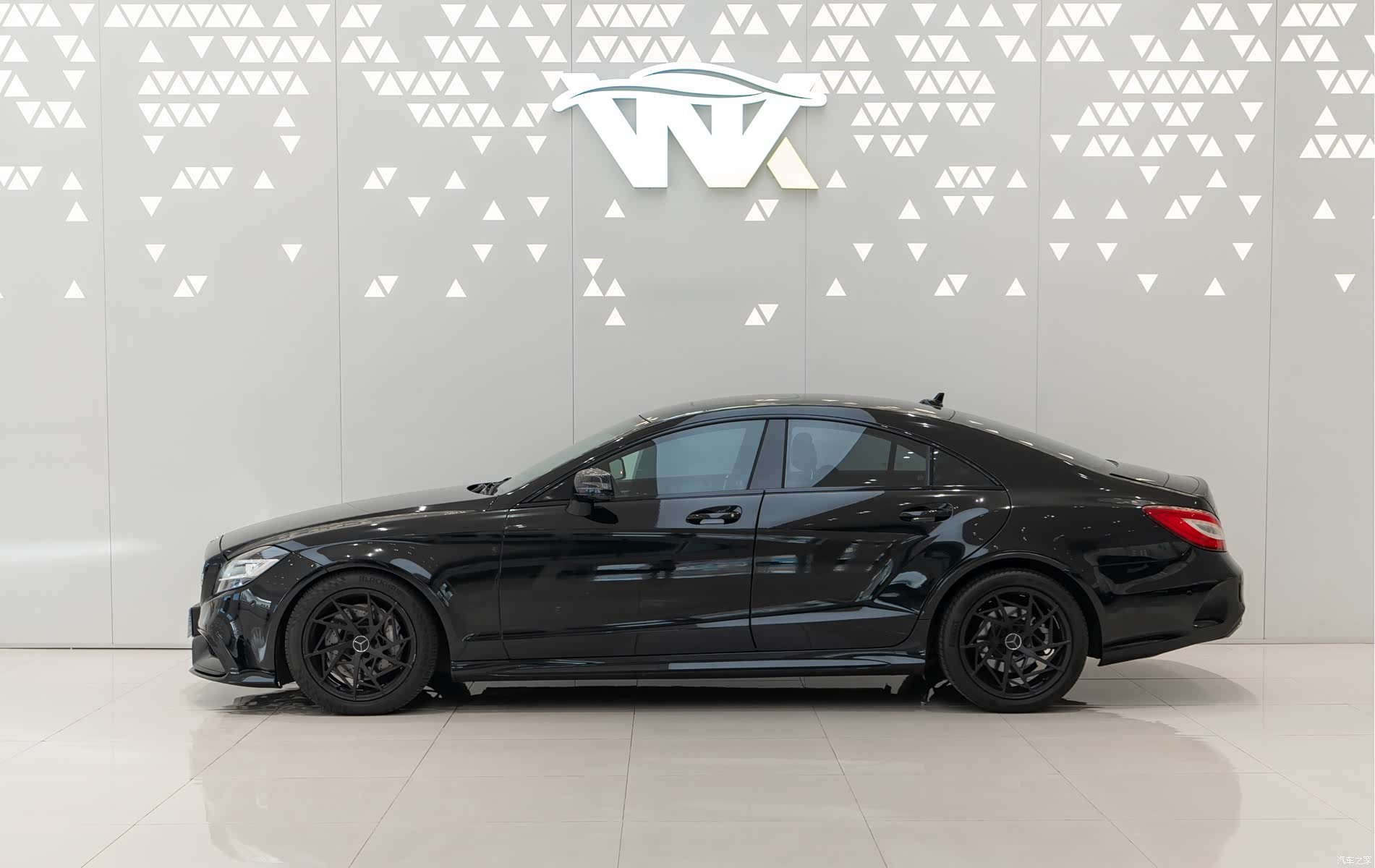 Mercedes-Benz CLS, 2015 3
