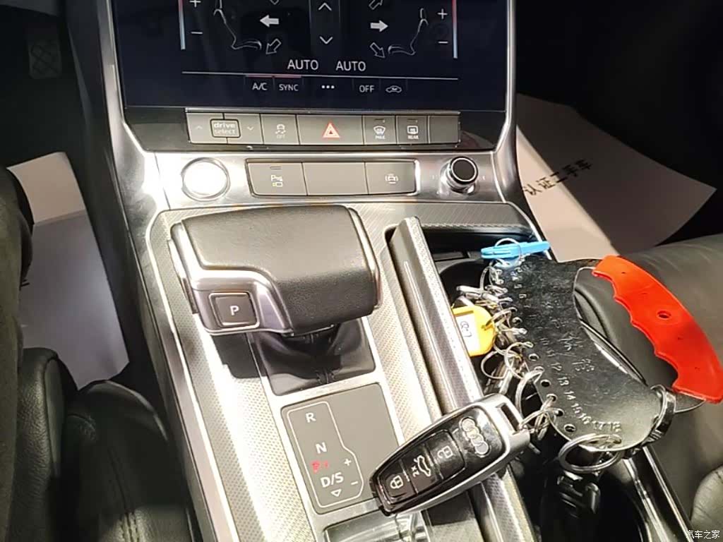 Audi A6L, 2019 14