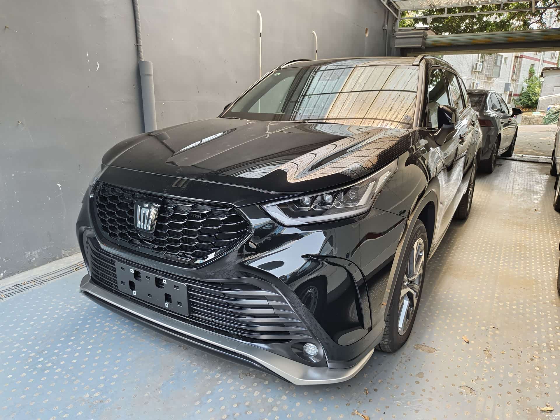 Toyota Crown, 2026 1