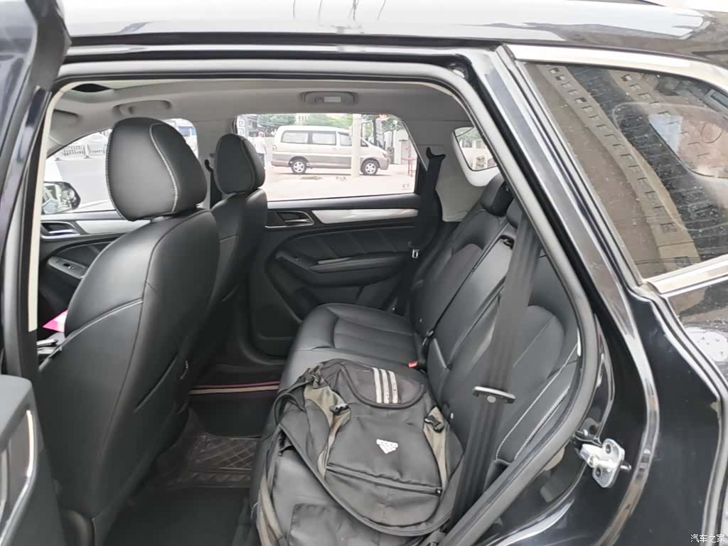 Roewe RX5, 2019 17