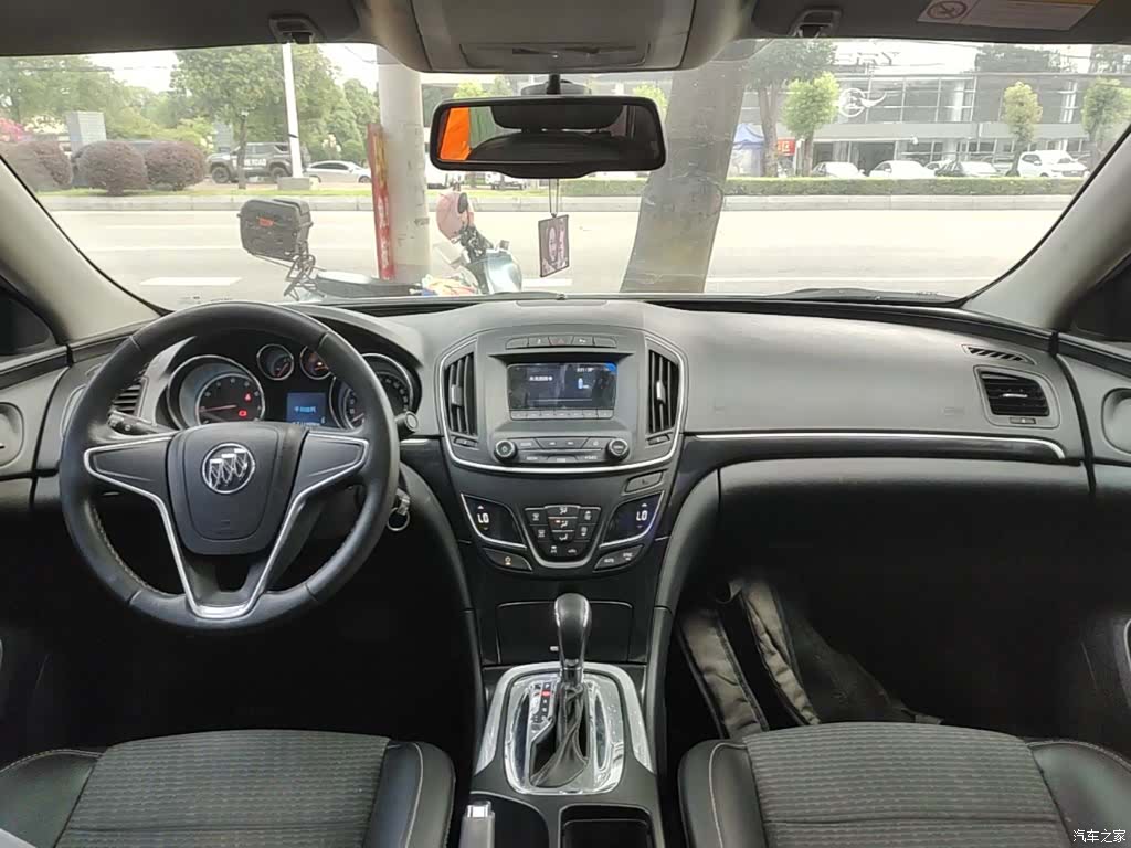 Buick Regal, 2015 10