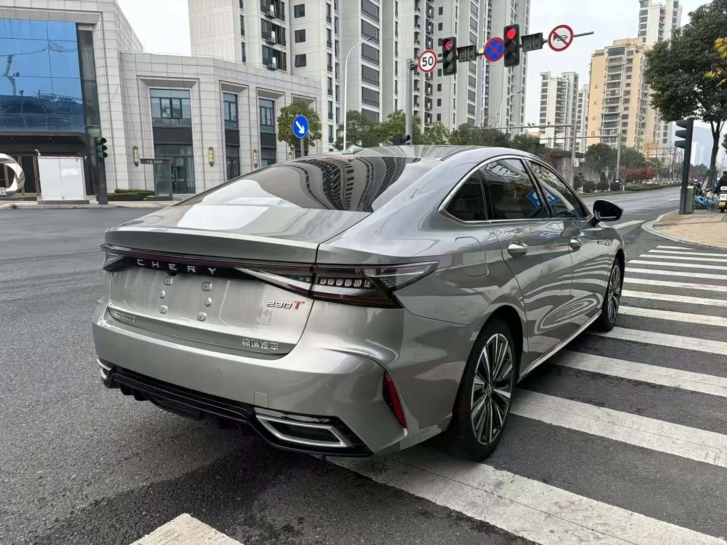 Chery Arrizo 8, 2023 8