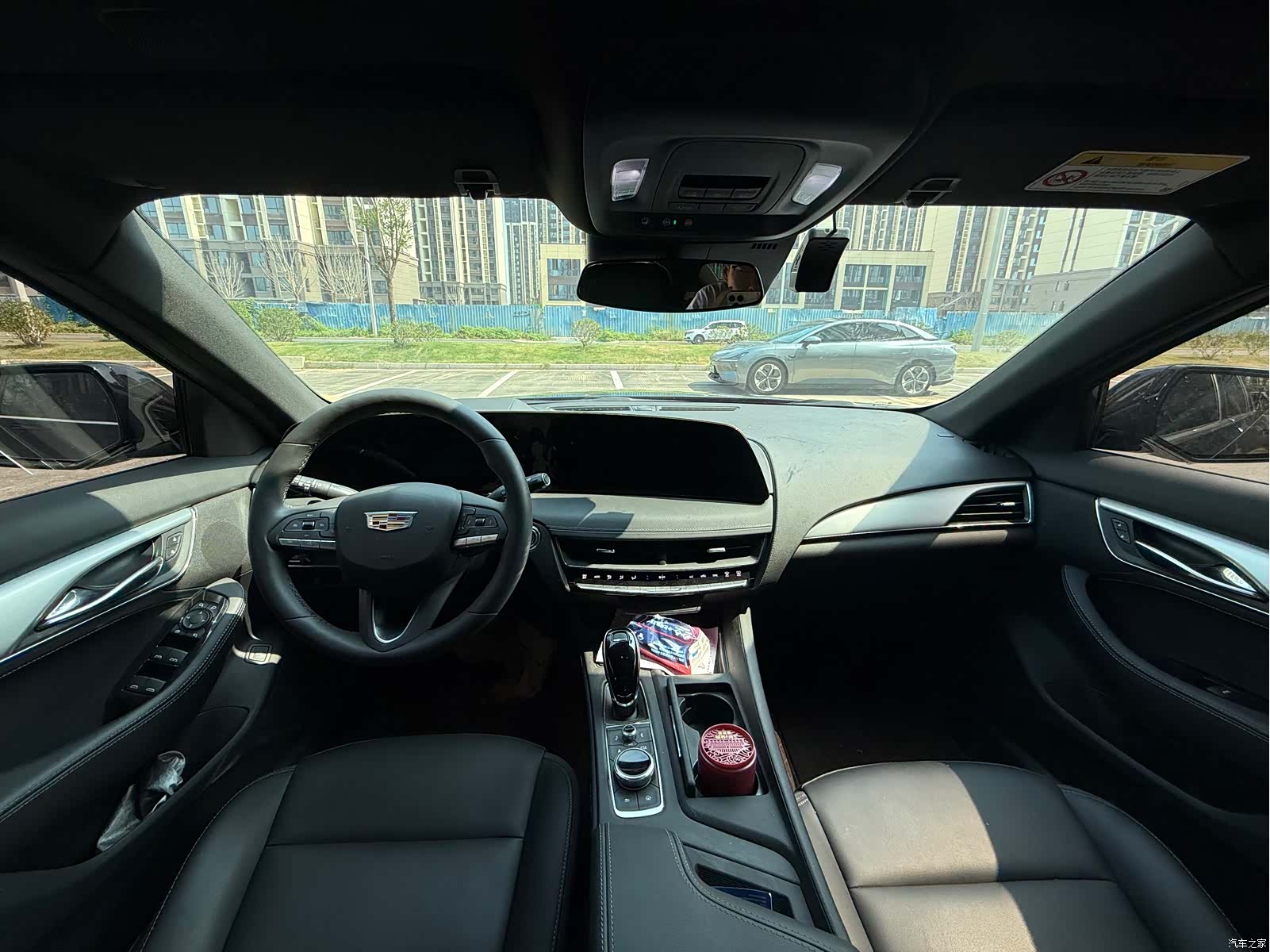 Cadillac CT5, 2025 все фото