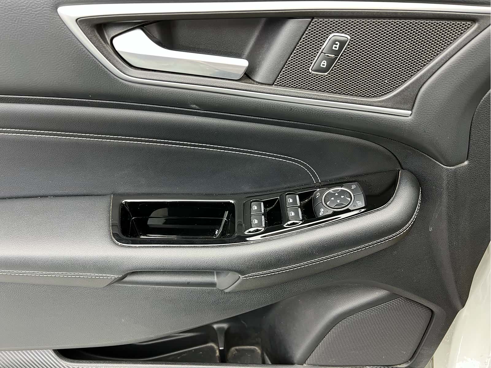Ford Edge, 2020 3