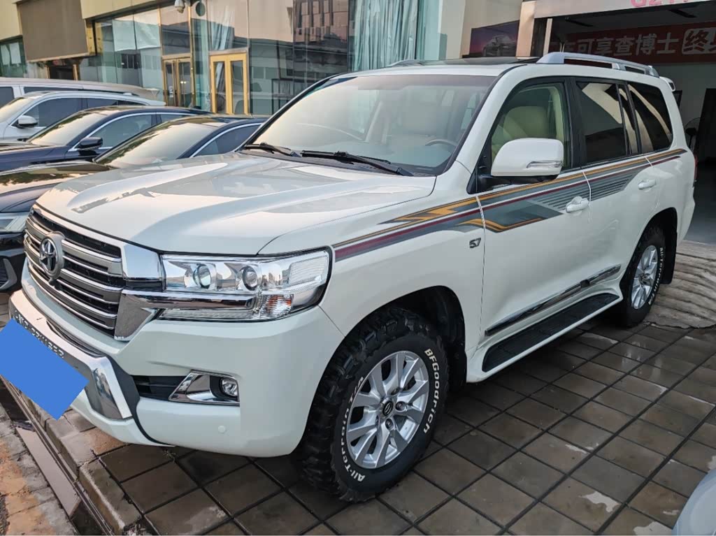 Toyota Land Cruiser