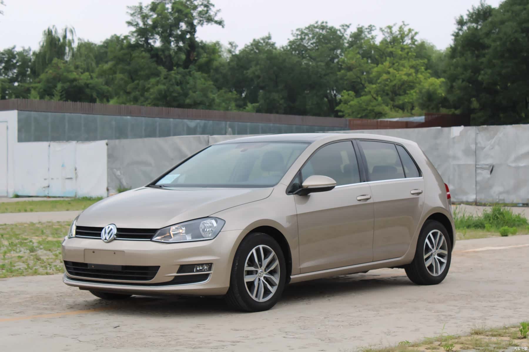 Volkswagen Golf, 2016 1