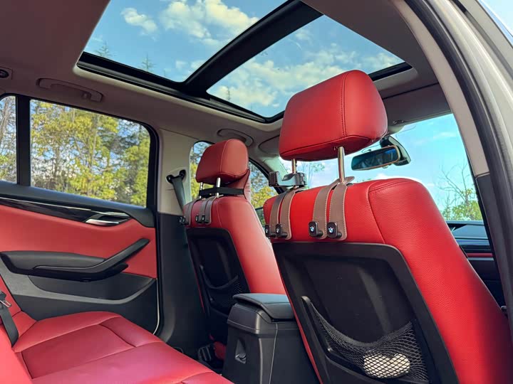 BMW X1 2015 sDrive18i shi shang jin ji ban