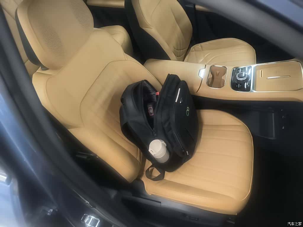 Geely 7, 2025 25
