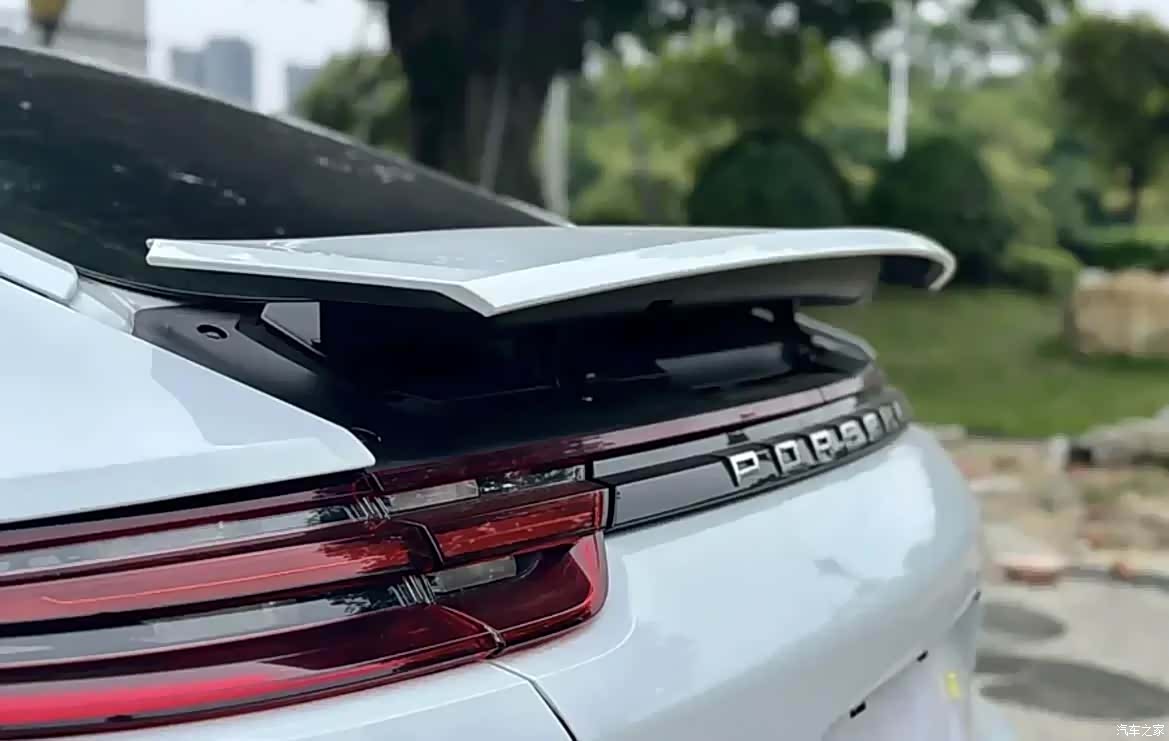 Porsche Panamera, 2019 10