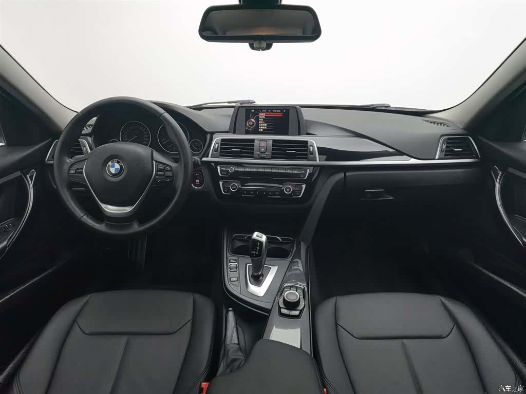 BMW 3 Series, 2017 все фото