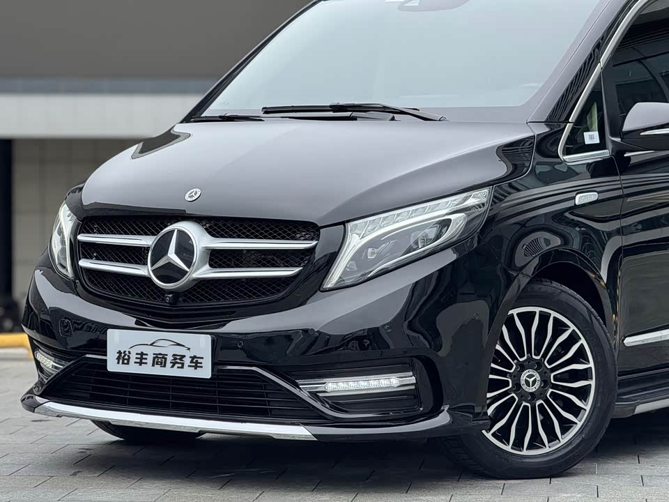 Mercedes-Benz V-class