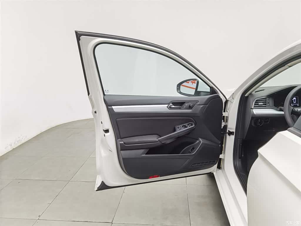 Volkswagen Lamando, 2020 8