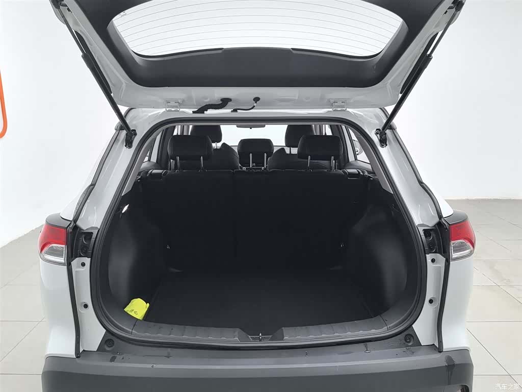 Toyota Frontlander, 2024 16