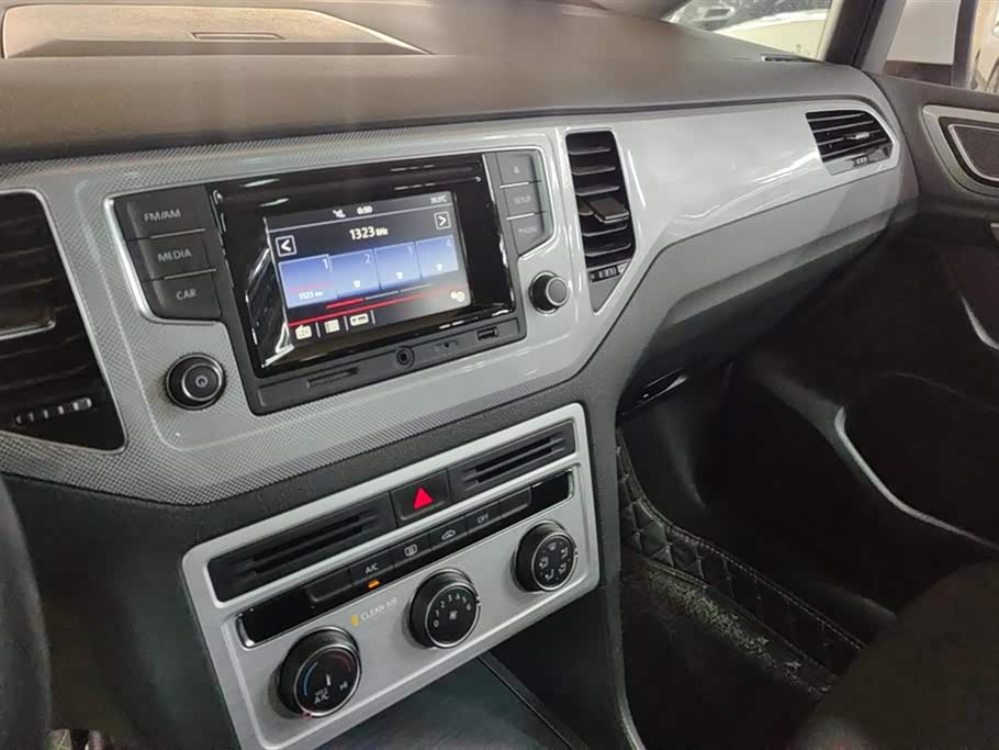 Volkswagen Golf*Jiayu Volkswagen Golf*Jiayu