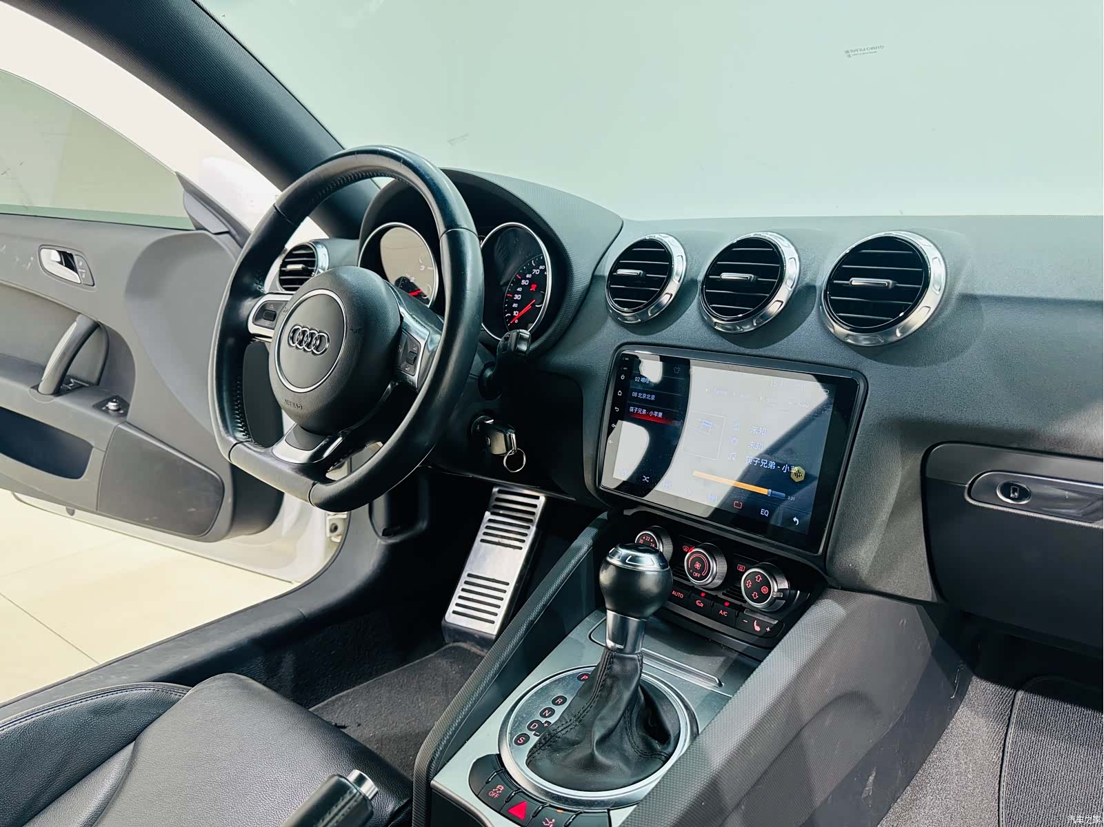 Audi TT, 2014 10