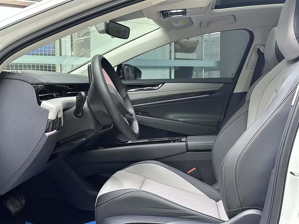 Volkswagen ID.7, 2026 16