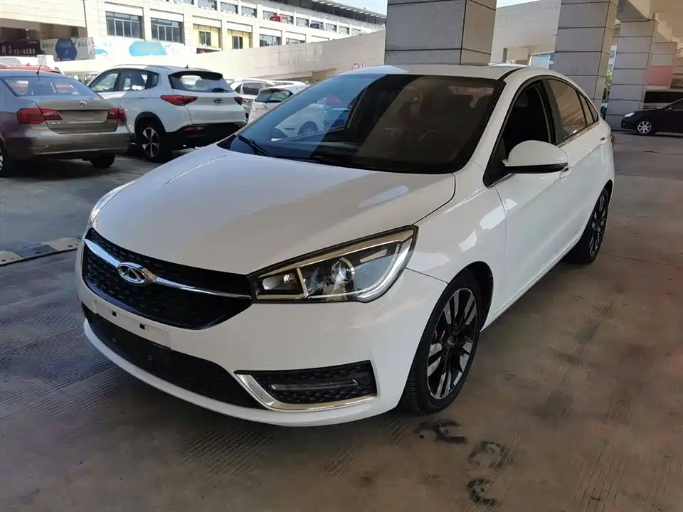 Chery Arrizo 5